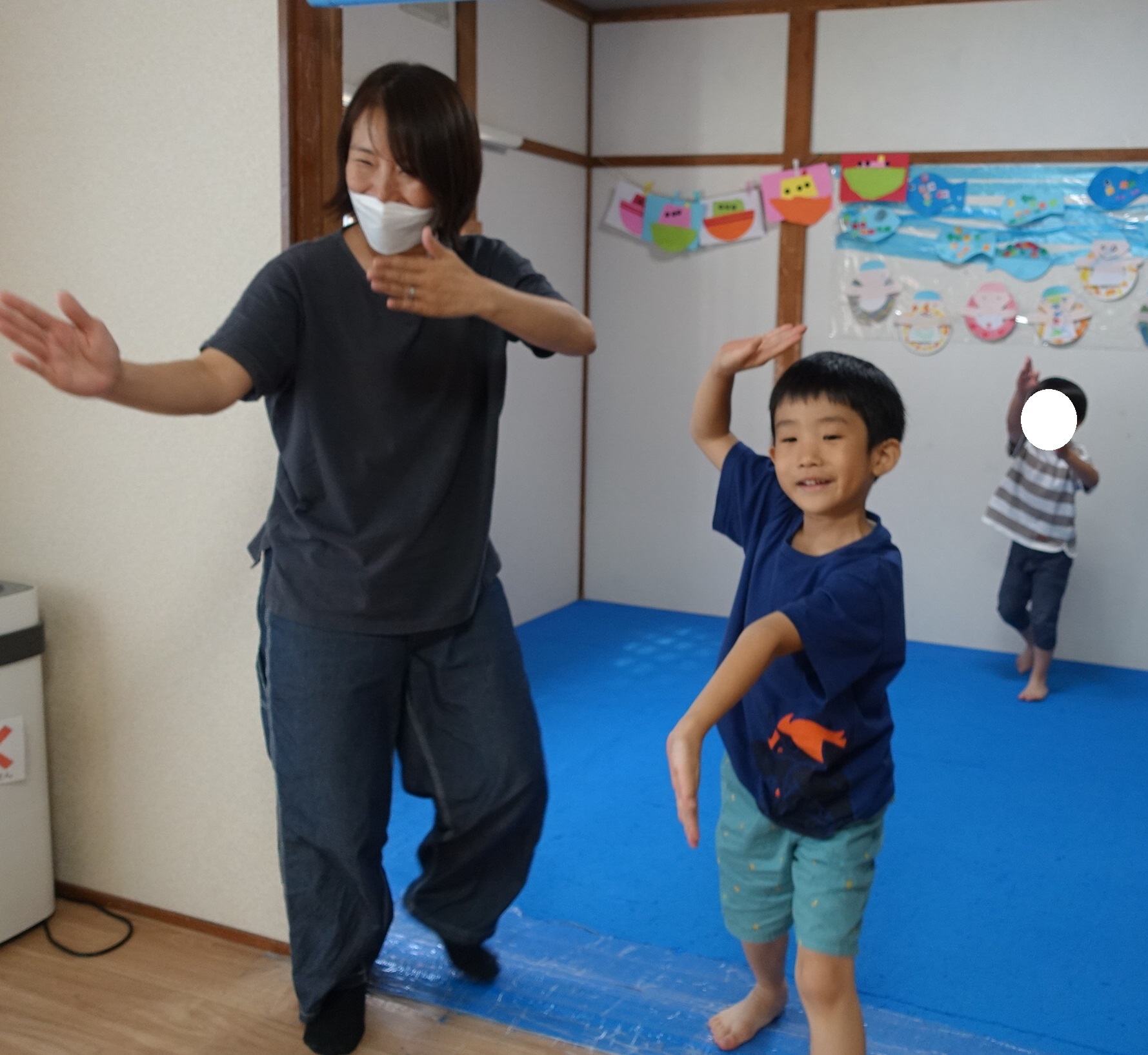 ここあーる：すり抜けゲームにチャレンジ！🚶💨