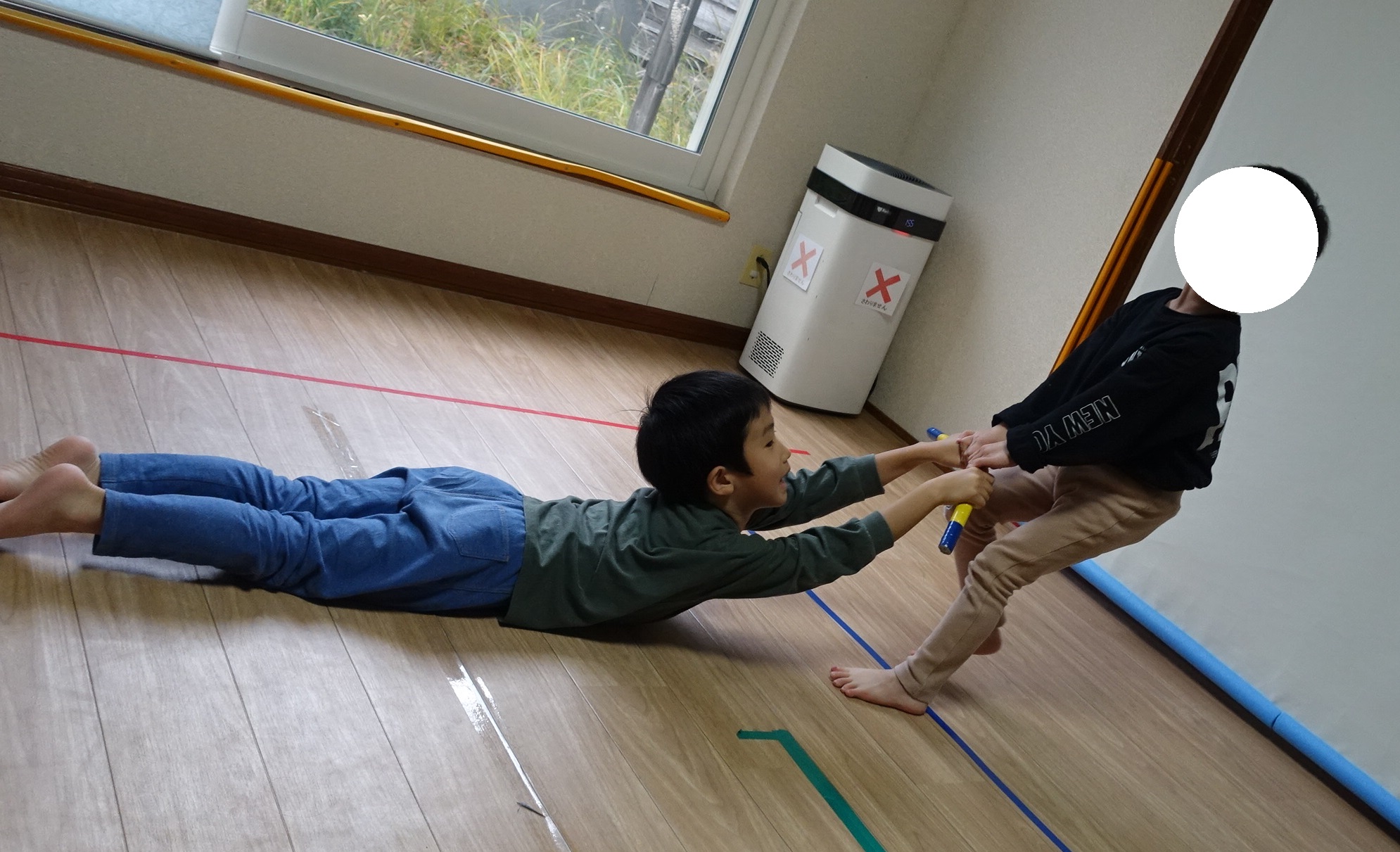 ここあーる:指先あそび「つかまって引っぱれ!」💪