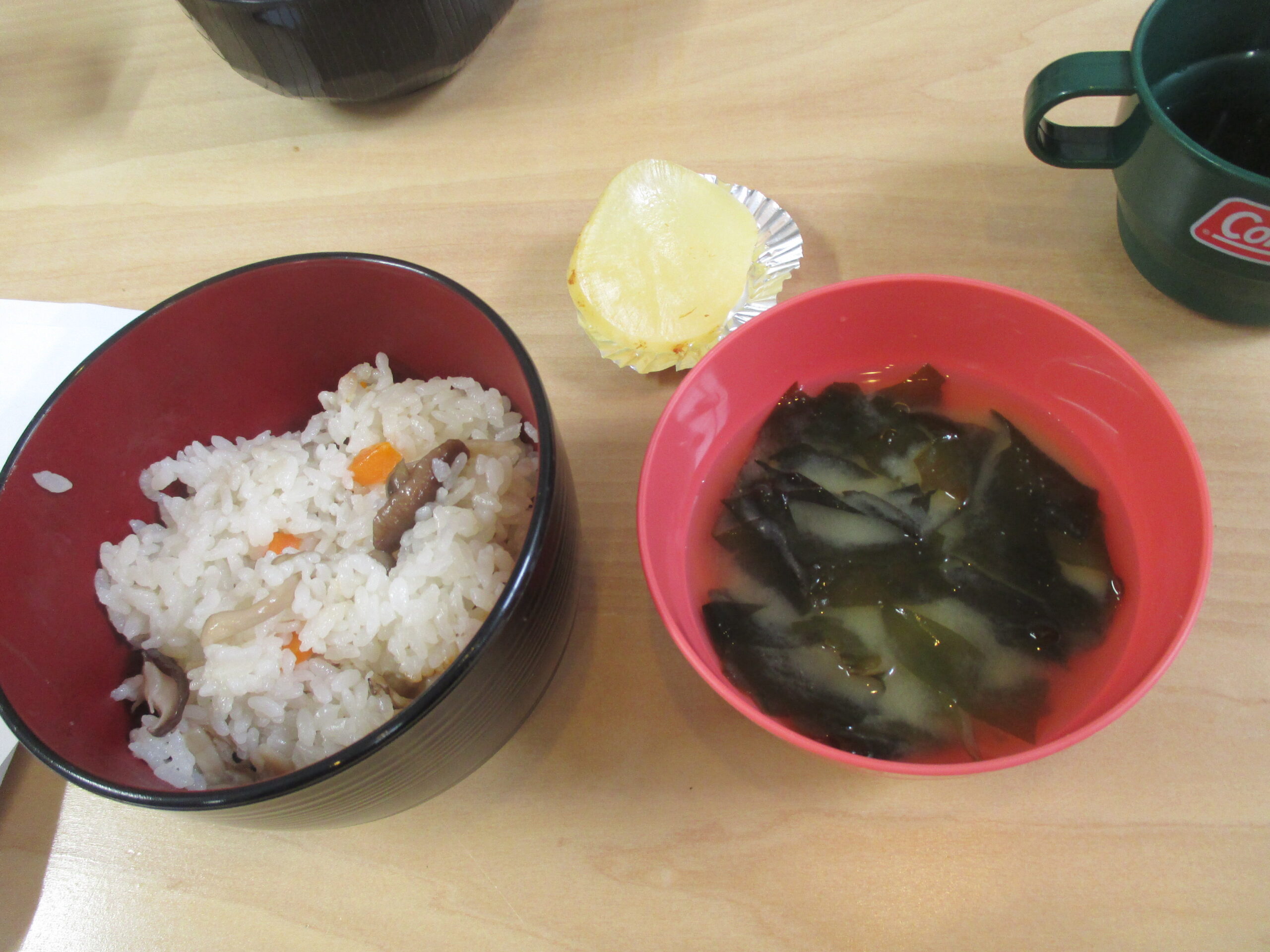 そえるSaturday：きのこ炊き込みご飯🍄