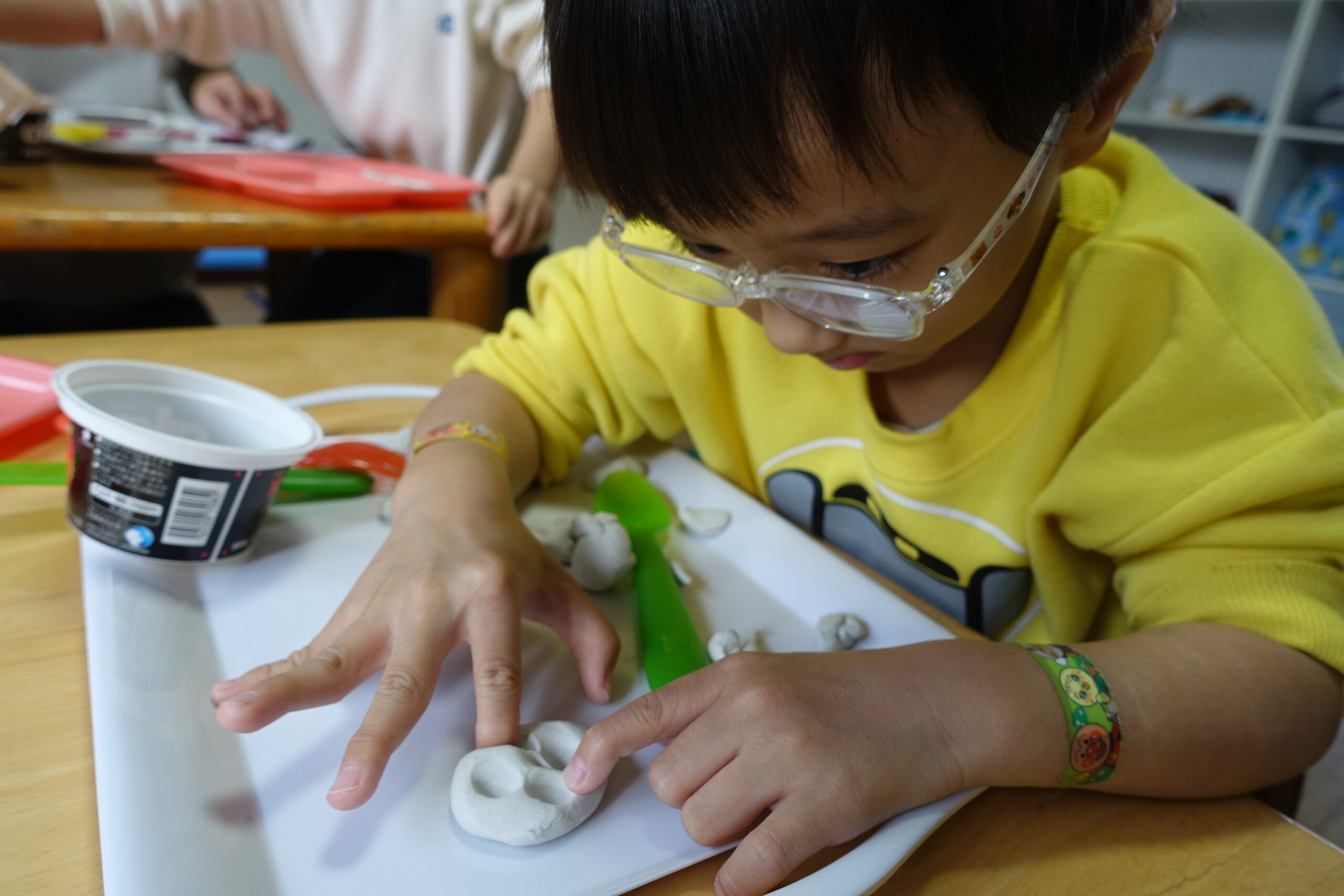 ここあーる：✋粘土あそび✨