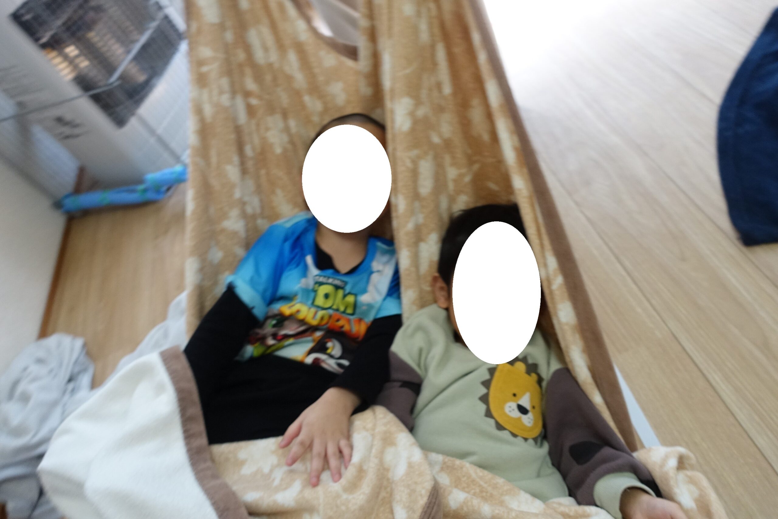 ぺんぎんくらす🐧　「シーツそり」