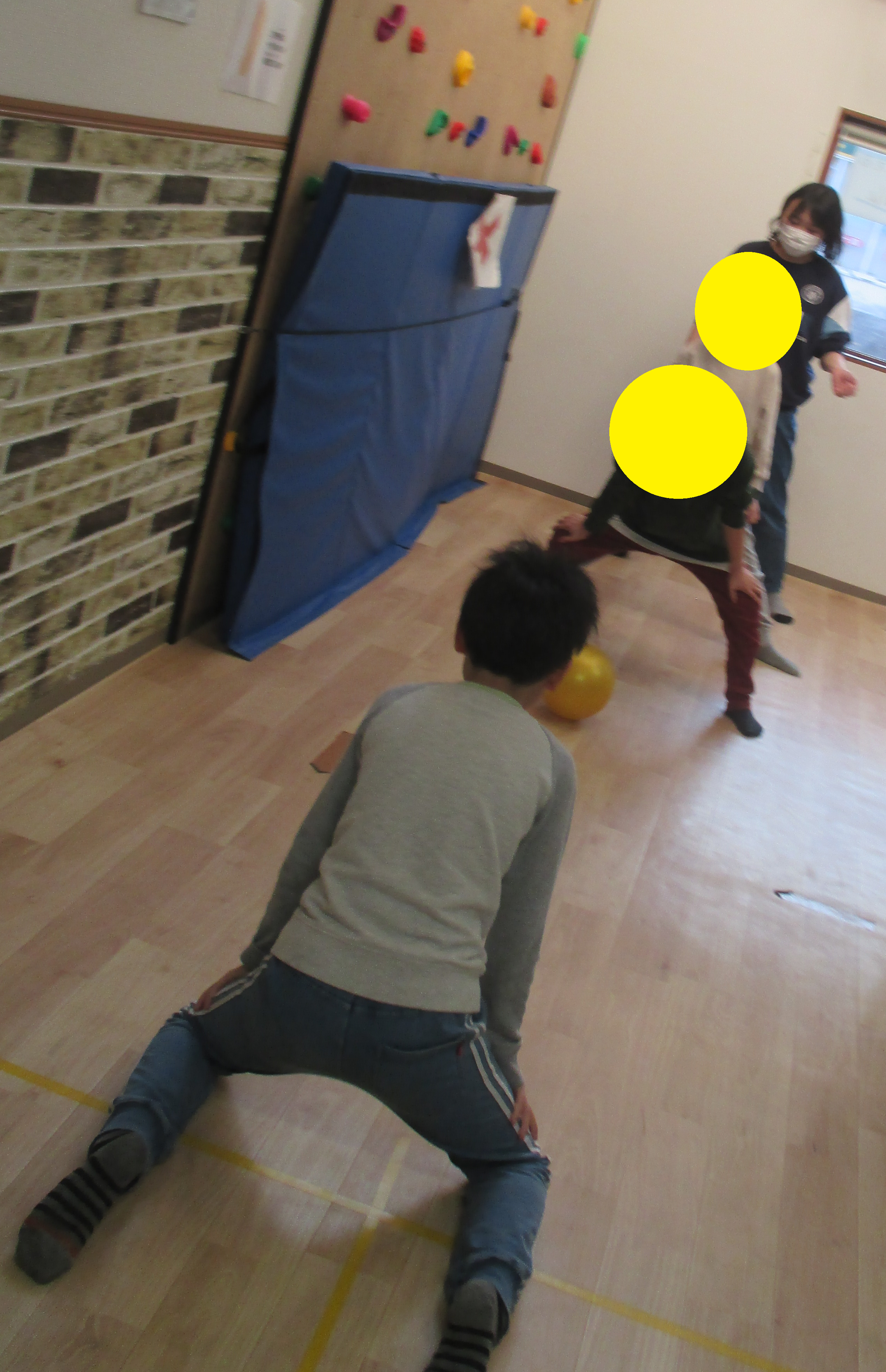 🌟みんなで協力！足トンネル🌟