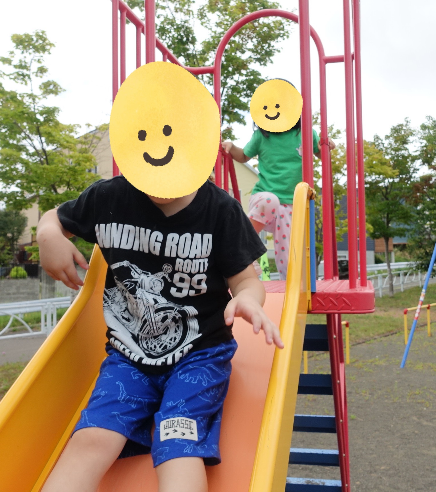 ぺんぎんくらす🐧　「公園あそび・そえる」