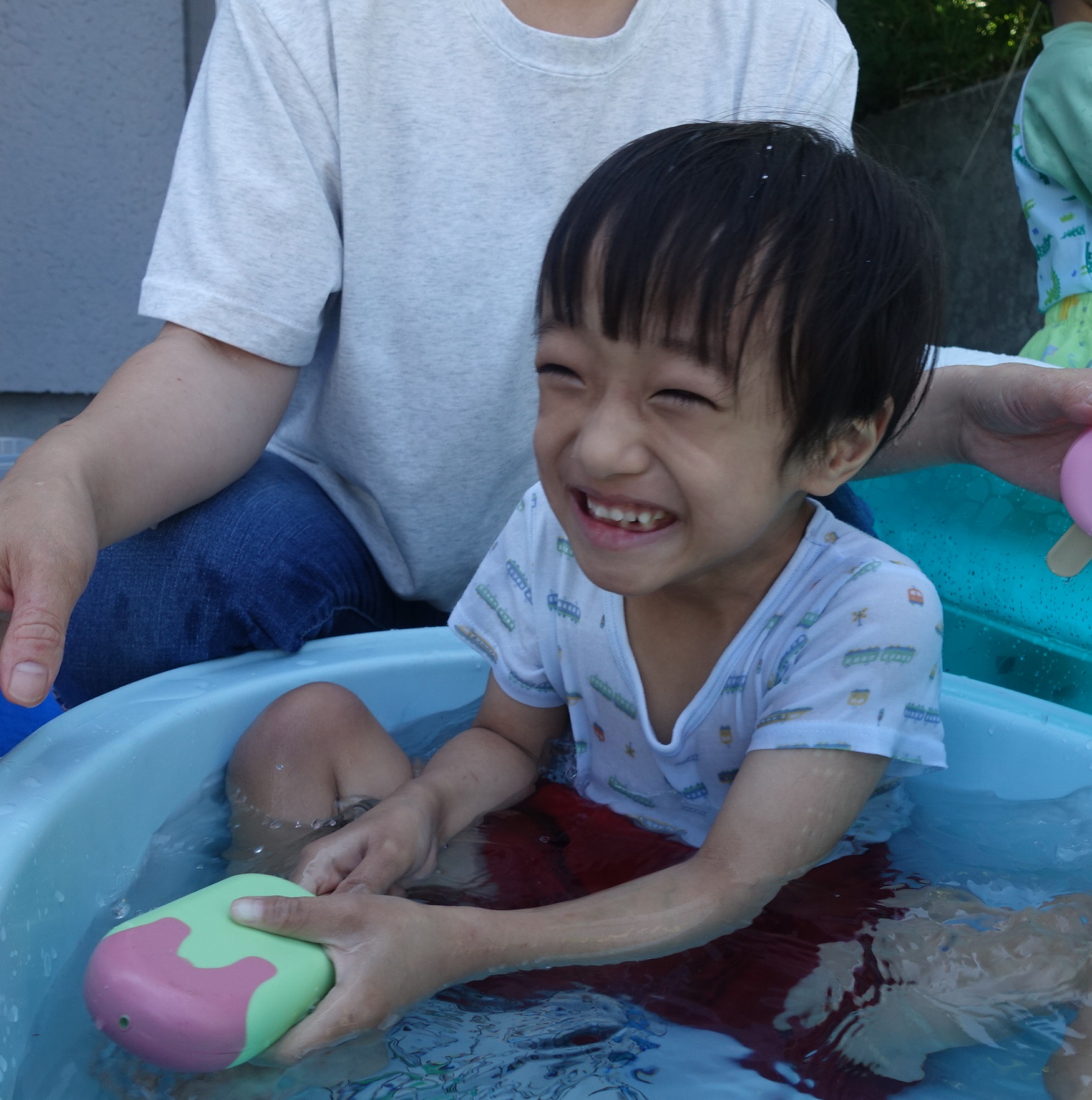 ぺんぎんくらす🐧「水遊び💧✨」
