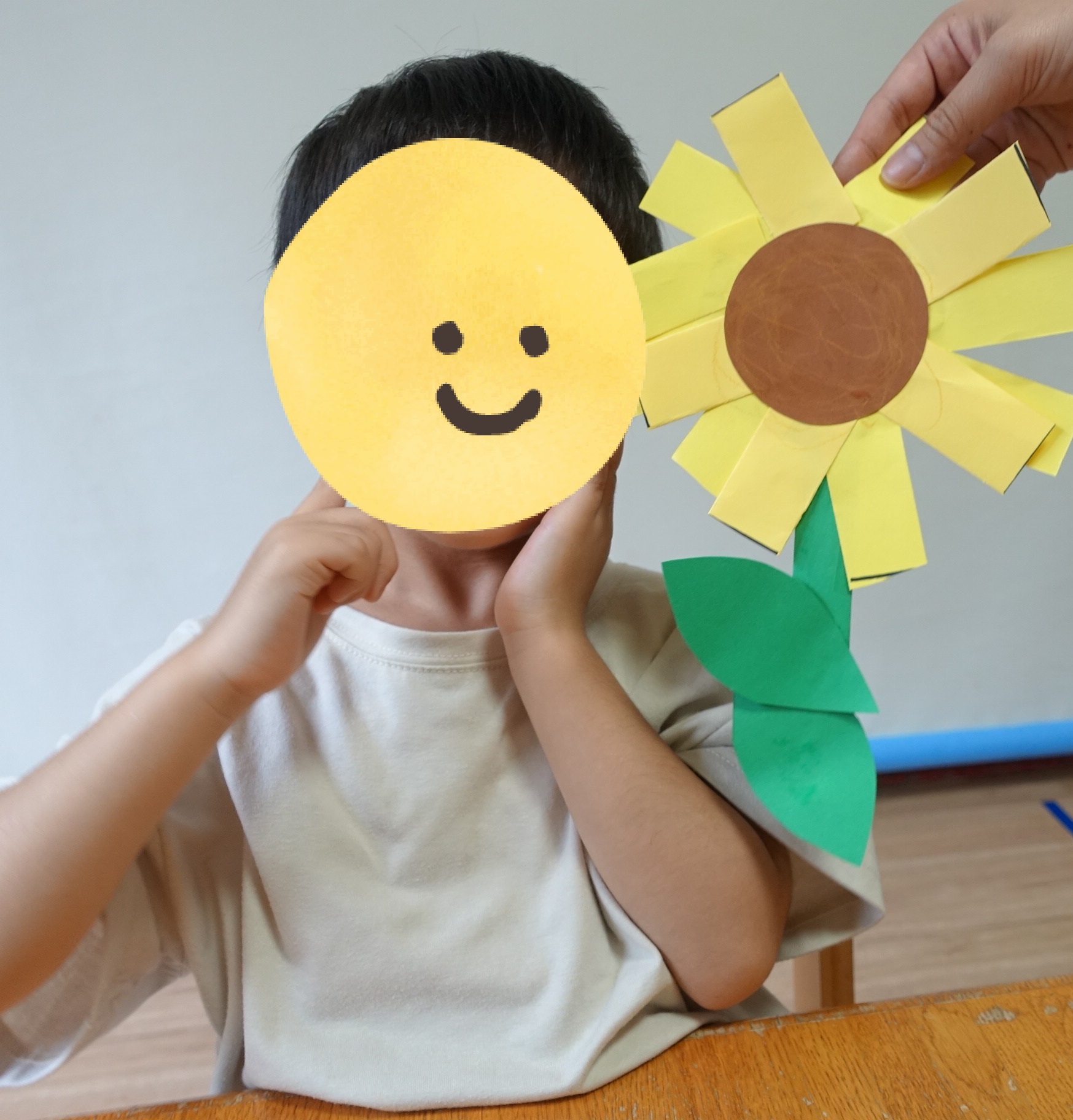 ぺんぎん・らいおんくらす🐧🦁「壁面製作：ひまわり🌻」